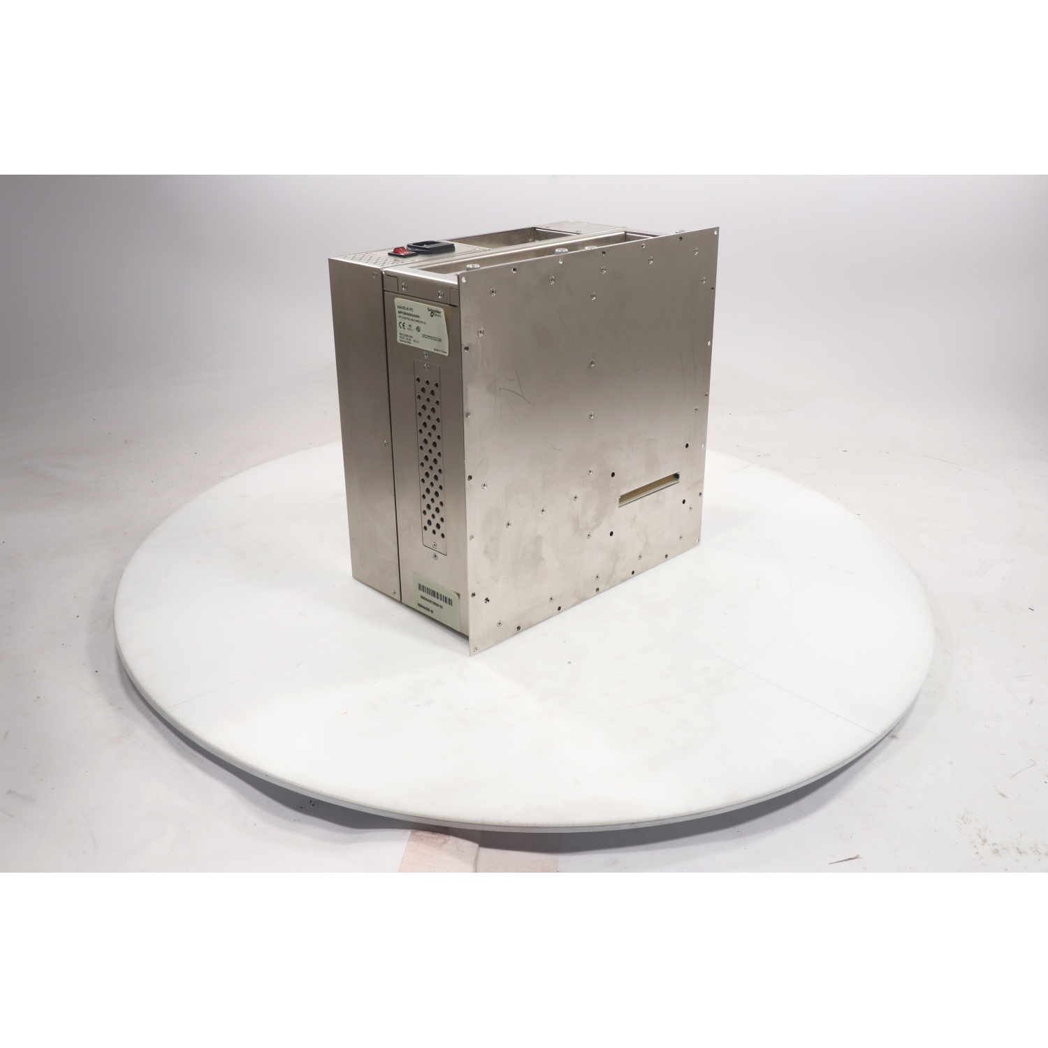 Schneider Electric MPCBN02NAA00N Magelis Industrial PC New NFP