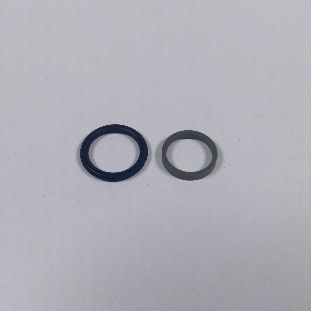 Busak+Shamban RS1500100T46N 10x14.9x2.2 Stepseal New