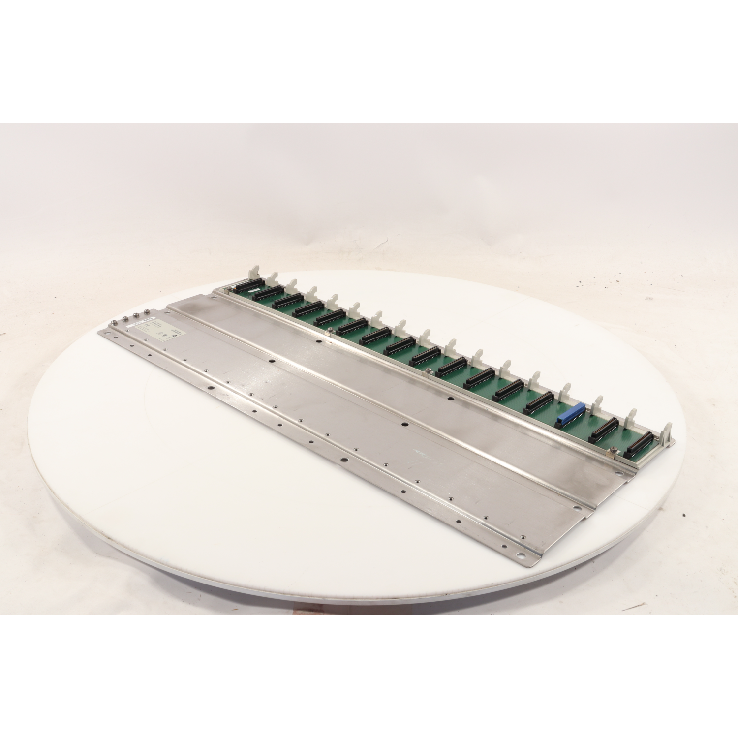 Schneider Automation 140XBP01600 Modicon Quantum Racks Backplanes Used UMP