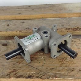 Varatio Ltd R320M Right Angle Gearbox Getriebe 1:1 R320M New NMP