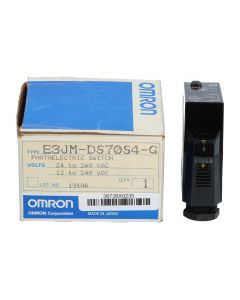 Omron E3JM-DS70S4-G Photoelectric Sensor New NFP