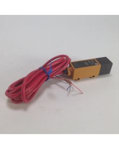 Omron E3S-5LE41 Photoelectric Switch Fotoelektrischer Sensor New NMP