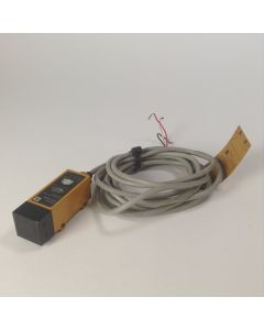 Omron E3S-5DE4 Fotoelektrischer Schalter Fotoelectric Sensor 12-24vdc  Used UMP