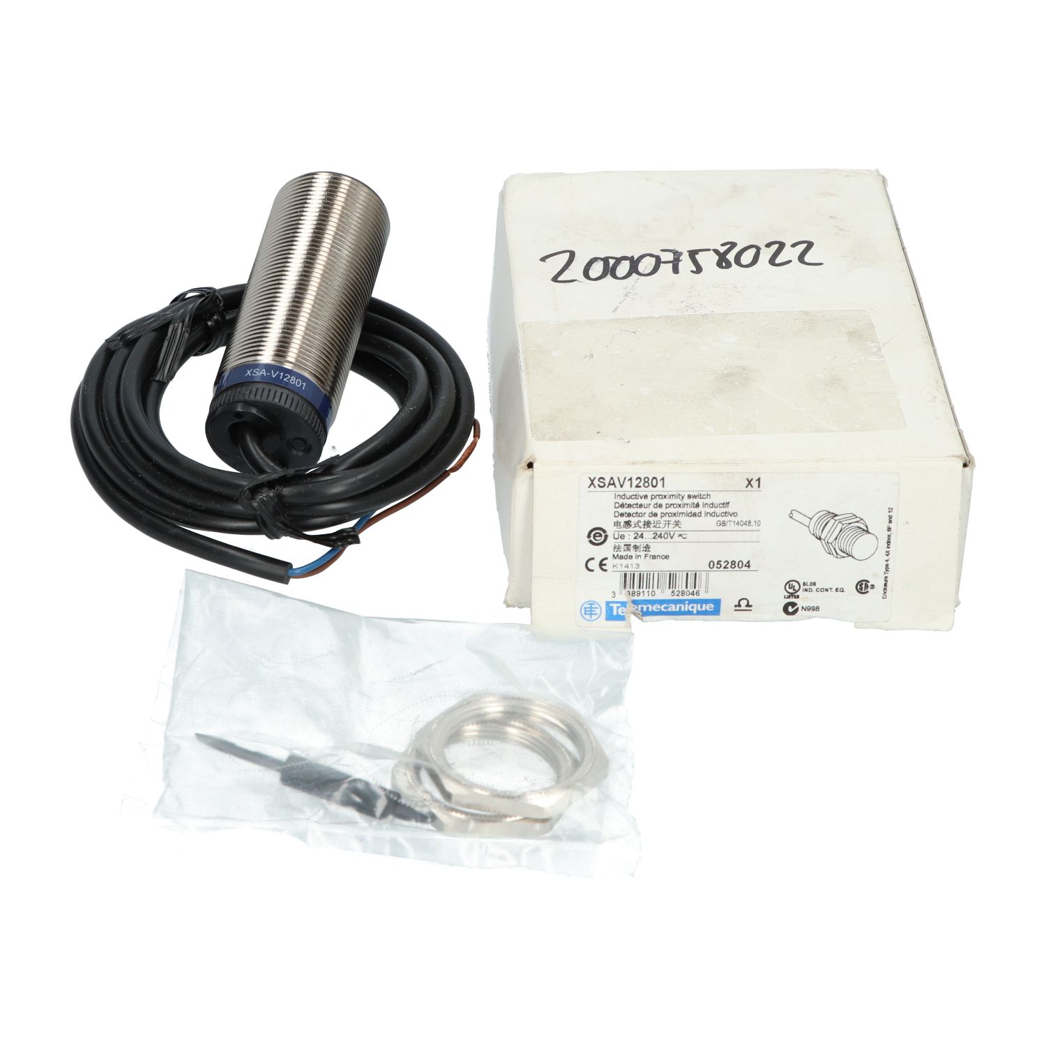 SCHNEIDER XSAV12801 Inductive Proximity Sensor - AC/DC, Barrel Style With Connector