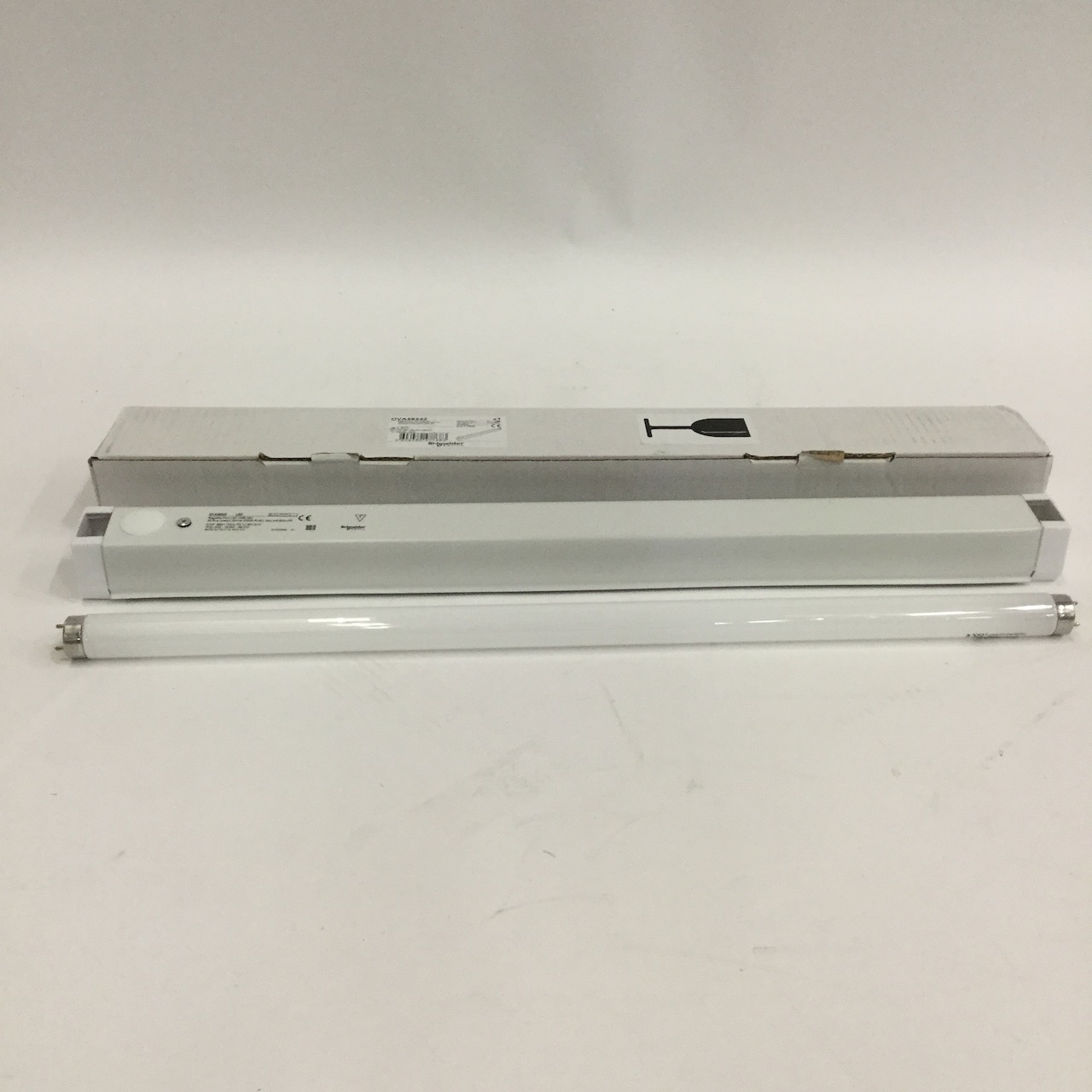 Schneider Electric OVA58242 Pyros Réglette fluo Fluorescent lamp LSC New NFP