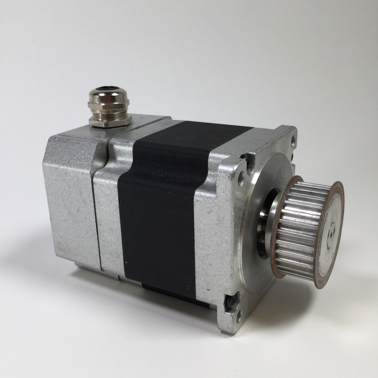 Ever Elettronica ML34FN31060M8LK Servomotor 6.0A/PH 4.5Nm Used UMP