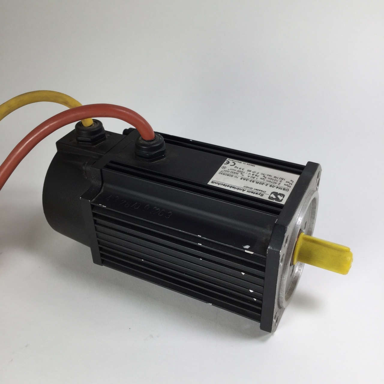 System Antriebstechnik DSM4-09.2-20-R.93-3A5 Servo Motor 78.8V 150Hz Used UMP 