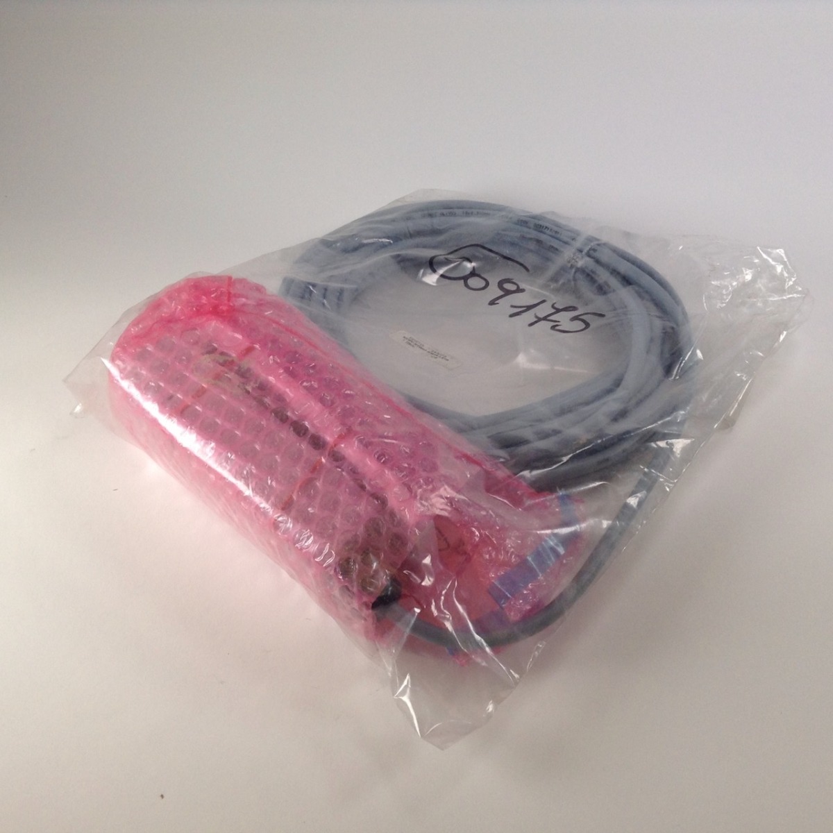 Festo NEBV-S1W37-KM10-LE10 anschlusskabel connection cable 543273 New NFP Sealed