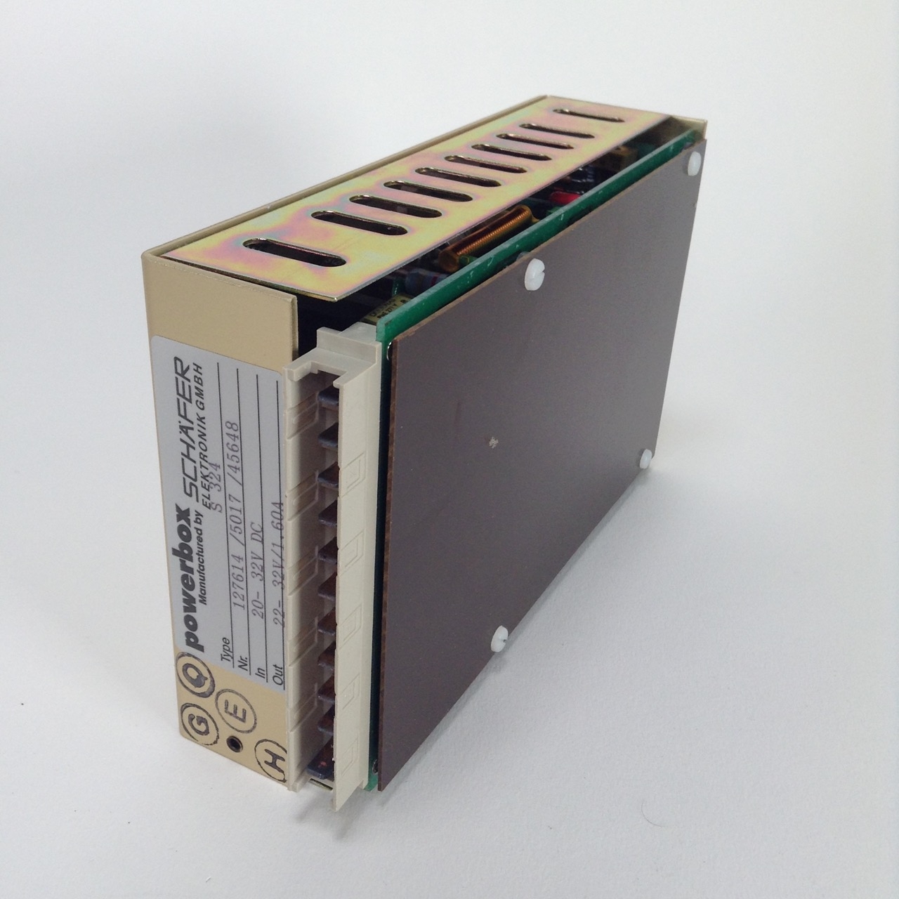 Schafer S324 Power Box 127614/5017/45648 20- 32V DC 22- 32V/1,60A New NMP