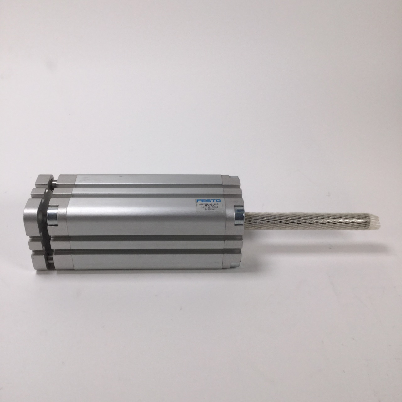 Festo ADVUL-40-100-P-A-S2 Compact Cylinder Zylinder ø40 Stroke100 10Bar New NMP
