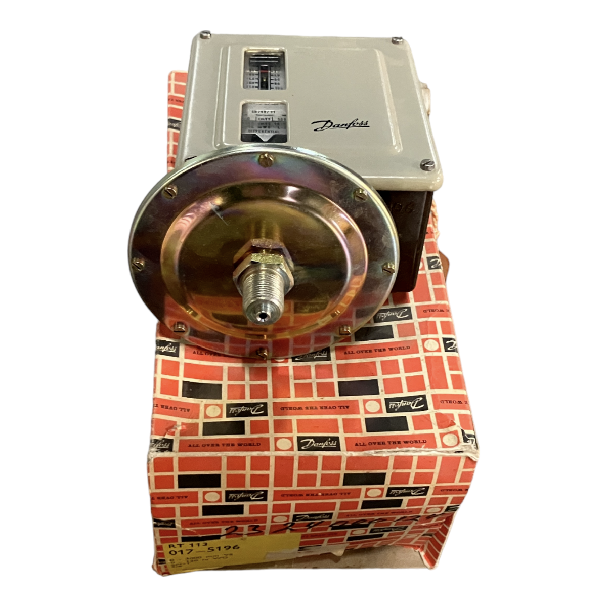 Danfoss 17-5196 Thermostat Used UFP