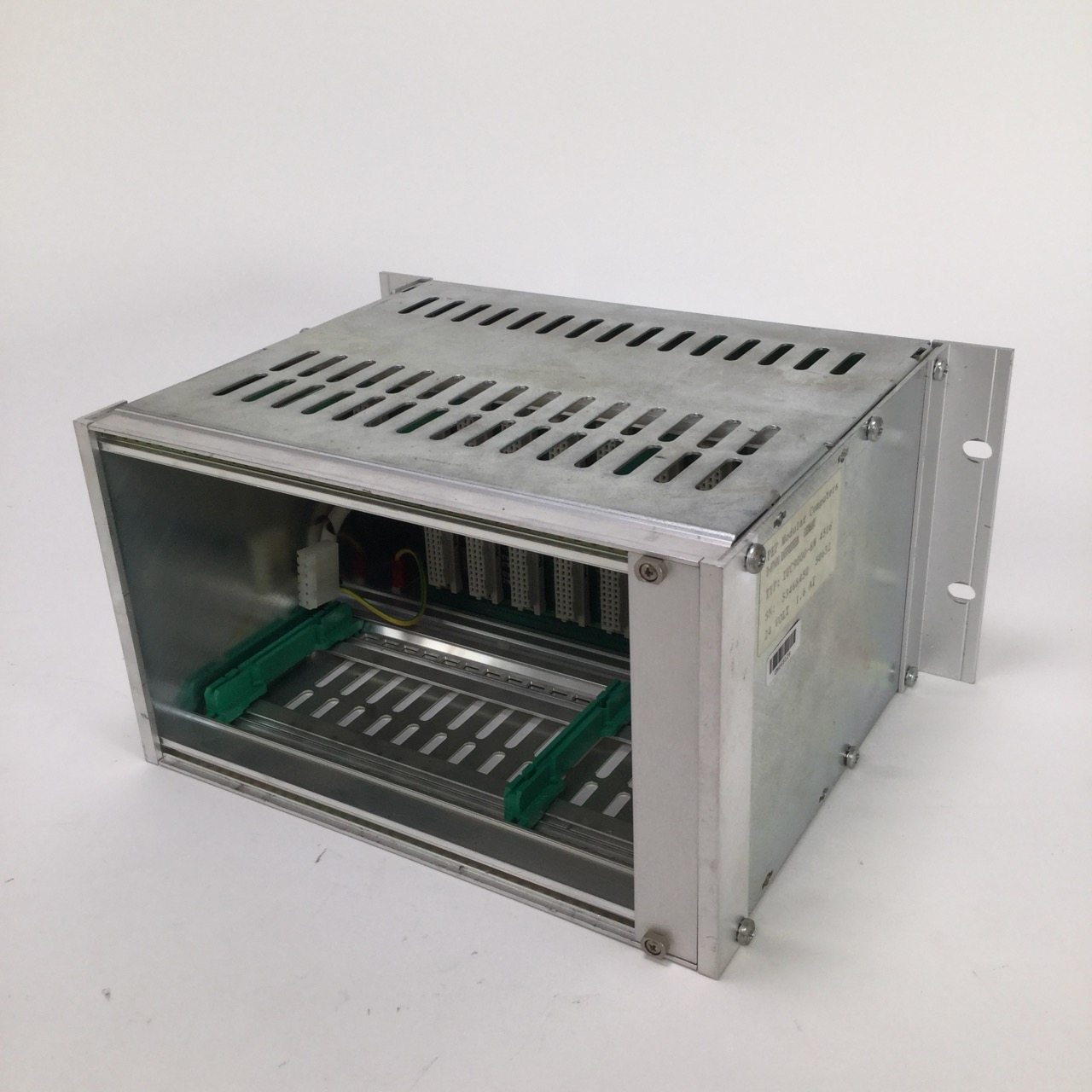 Pep Modular Computers IUC9000-8W 4516 Rack 24V 1.6AT Used UMP