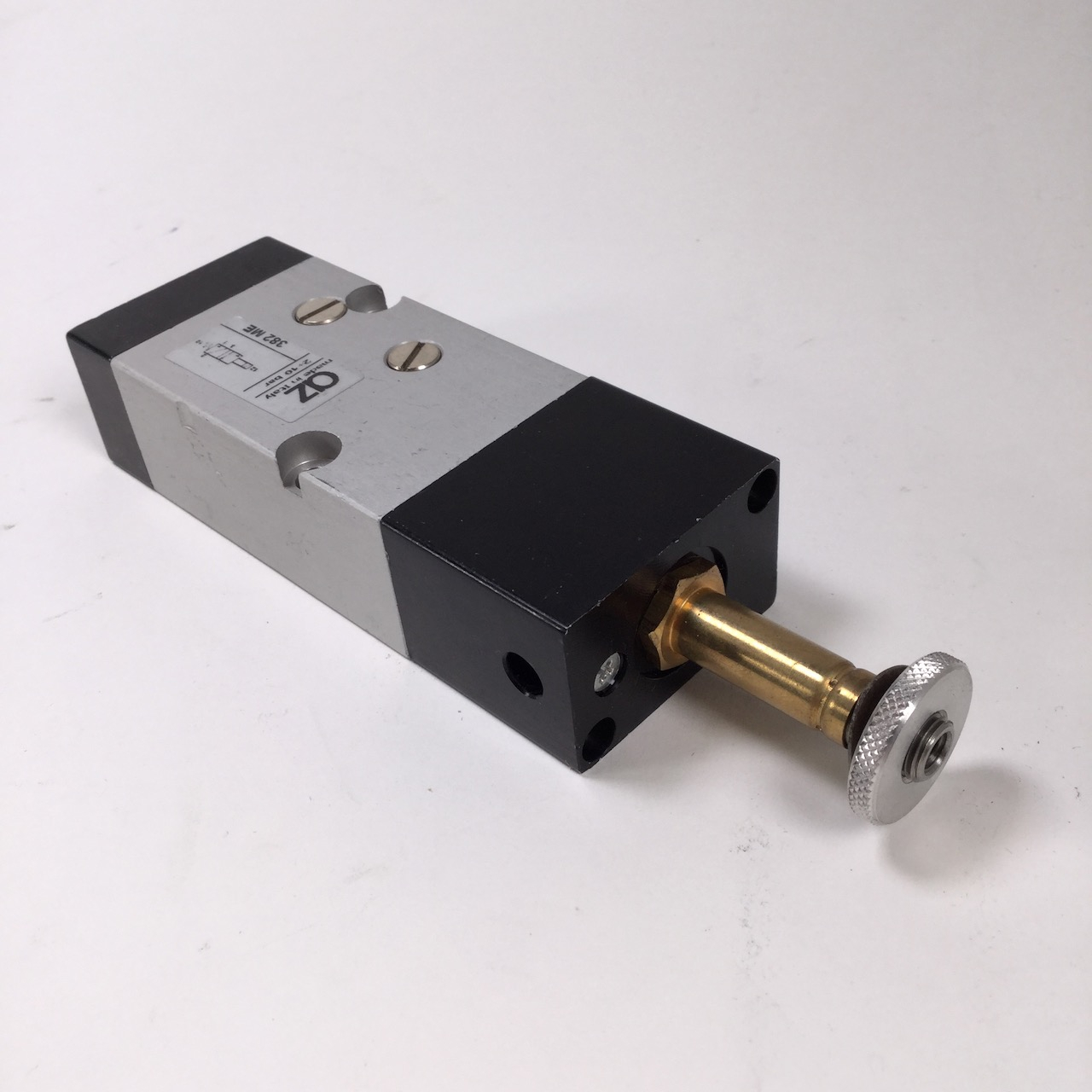 Az Pneumatica 382ME 3/2 NC solenoid pilot - spring return New NMP