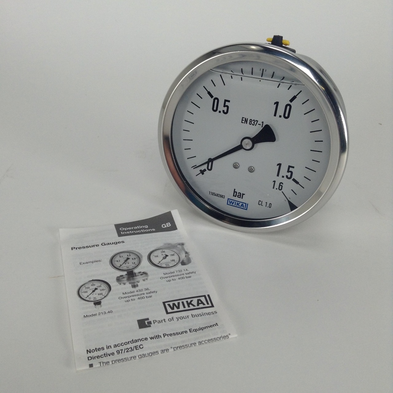 Wika 9023291 Pressure gauge 213.53.100 manometer 0 to 1.6 bar G1/2B New NFP