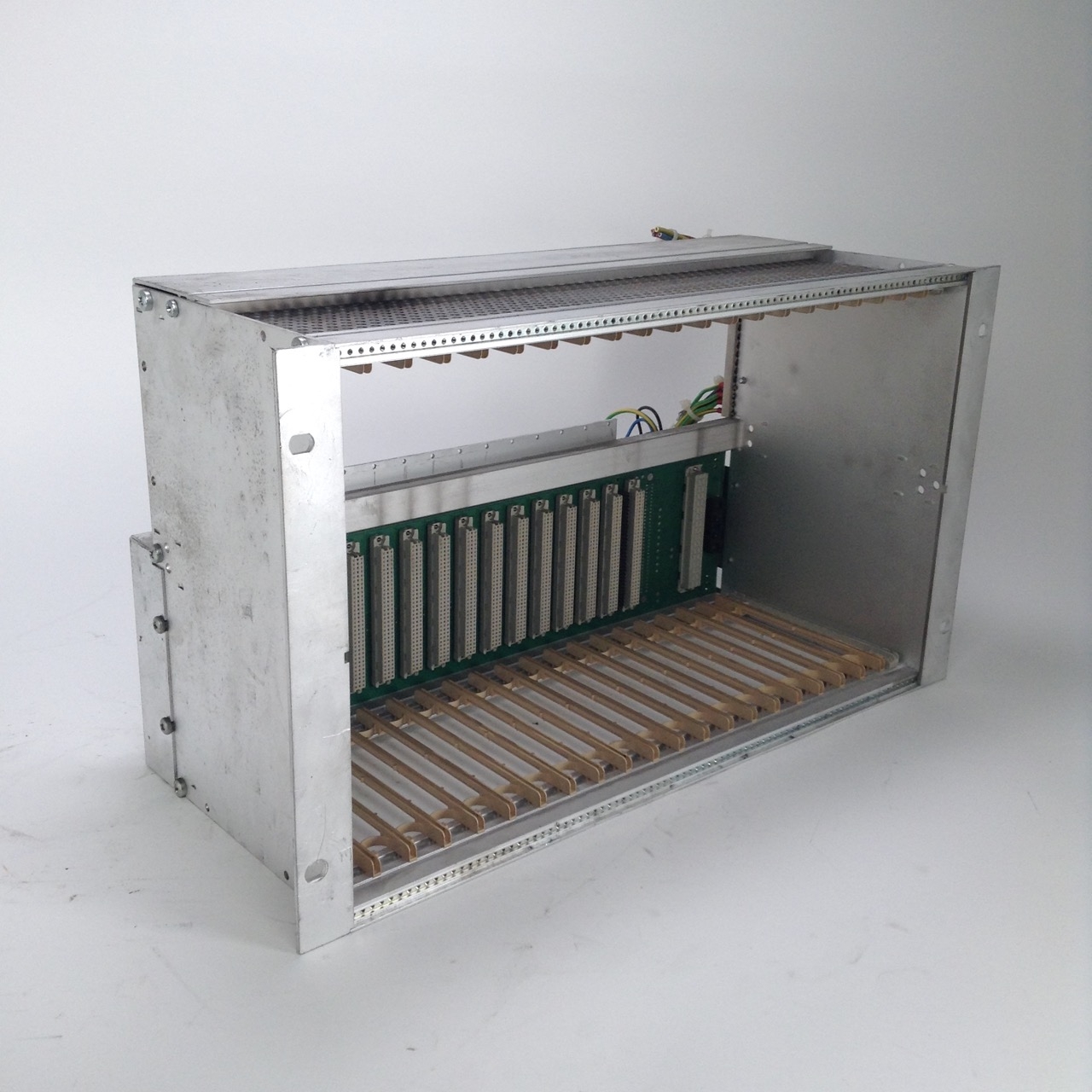 Alfa Laval 492837701 ABB Sattcontrol rack PIOS35 Used UMP