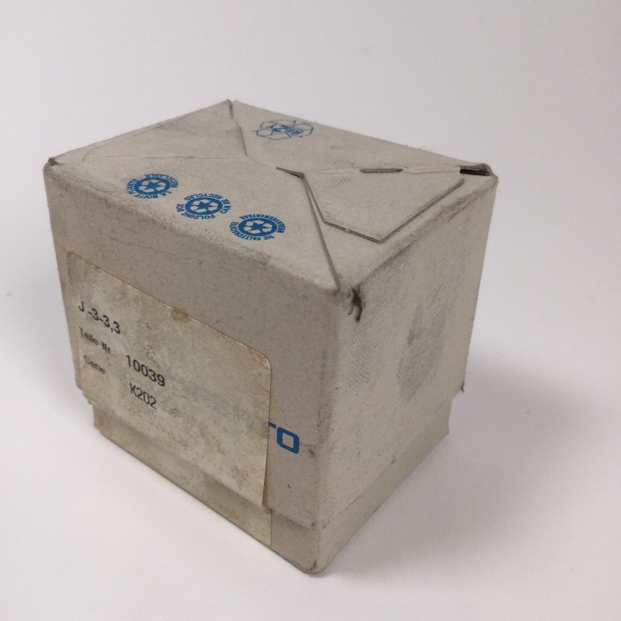 Festo J-3-3,3 Pneumatic Valve 10039 K202 Ventil New NFP Sealed