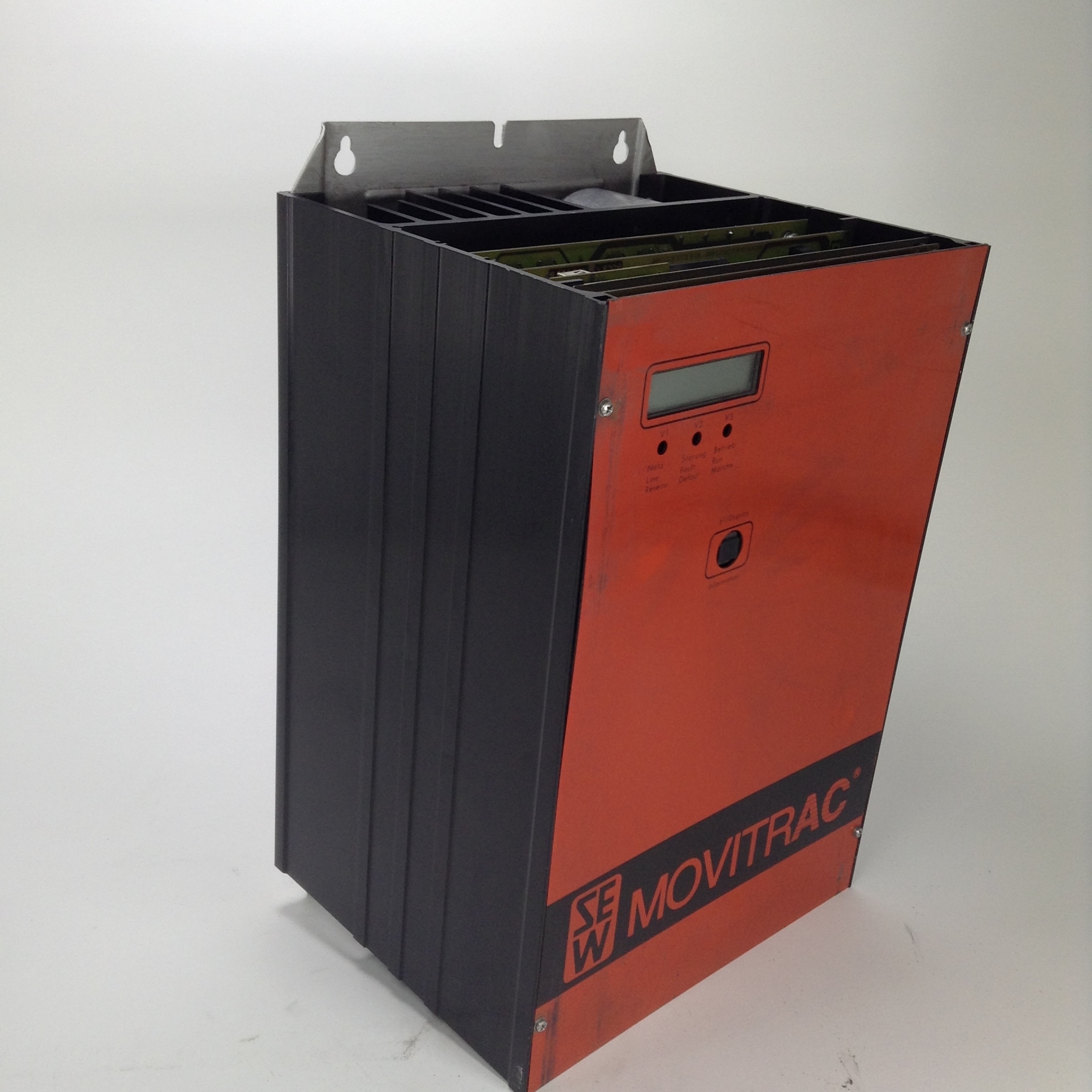 Sew Eurodrive MOVITRAC 204XV Antriebsumrichter drive Used UMP