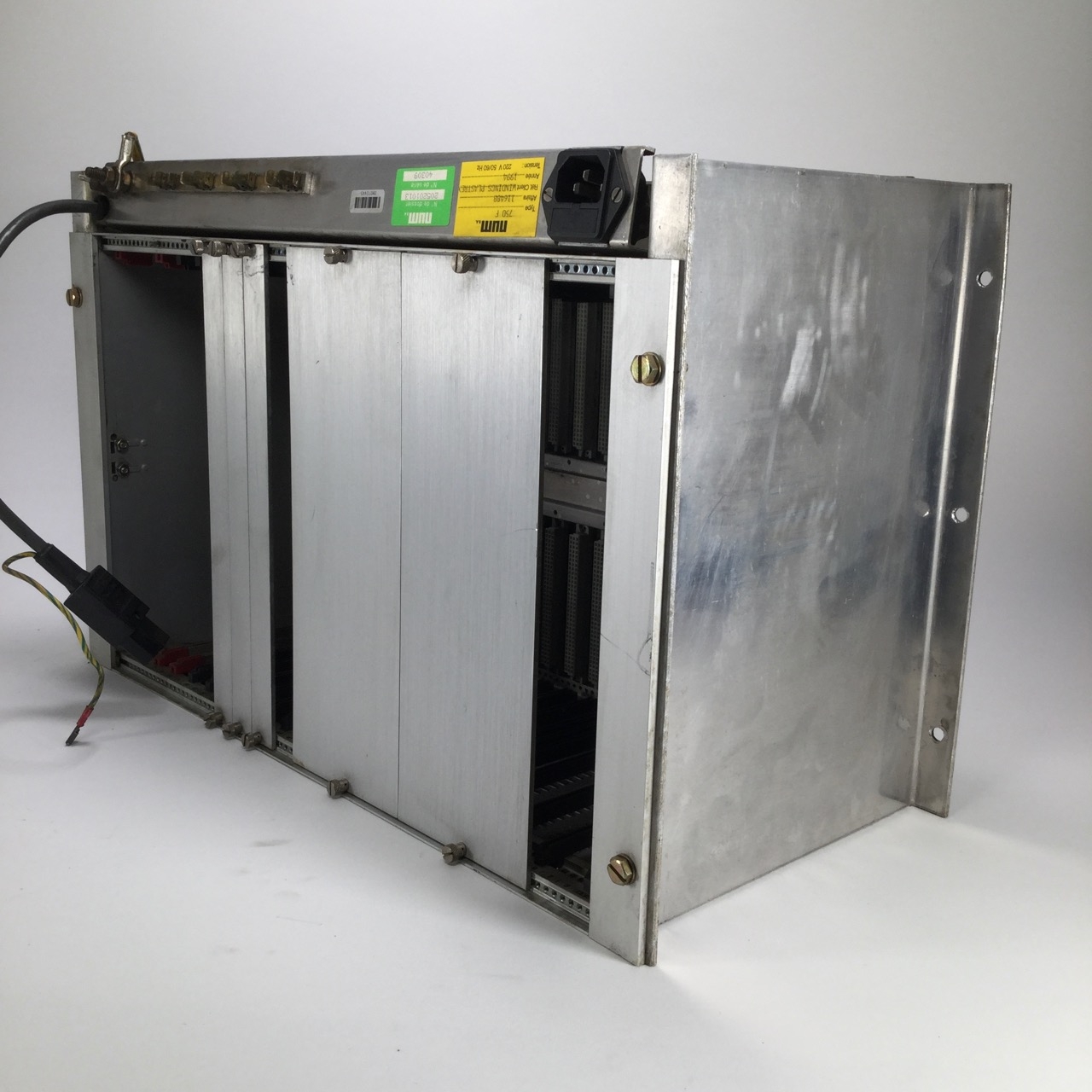 Num 750F rack 750 F Used UMP