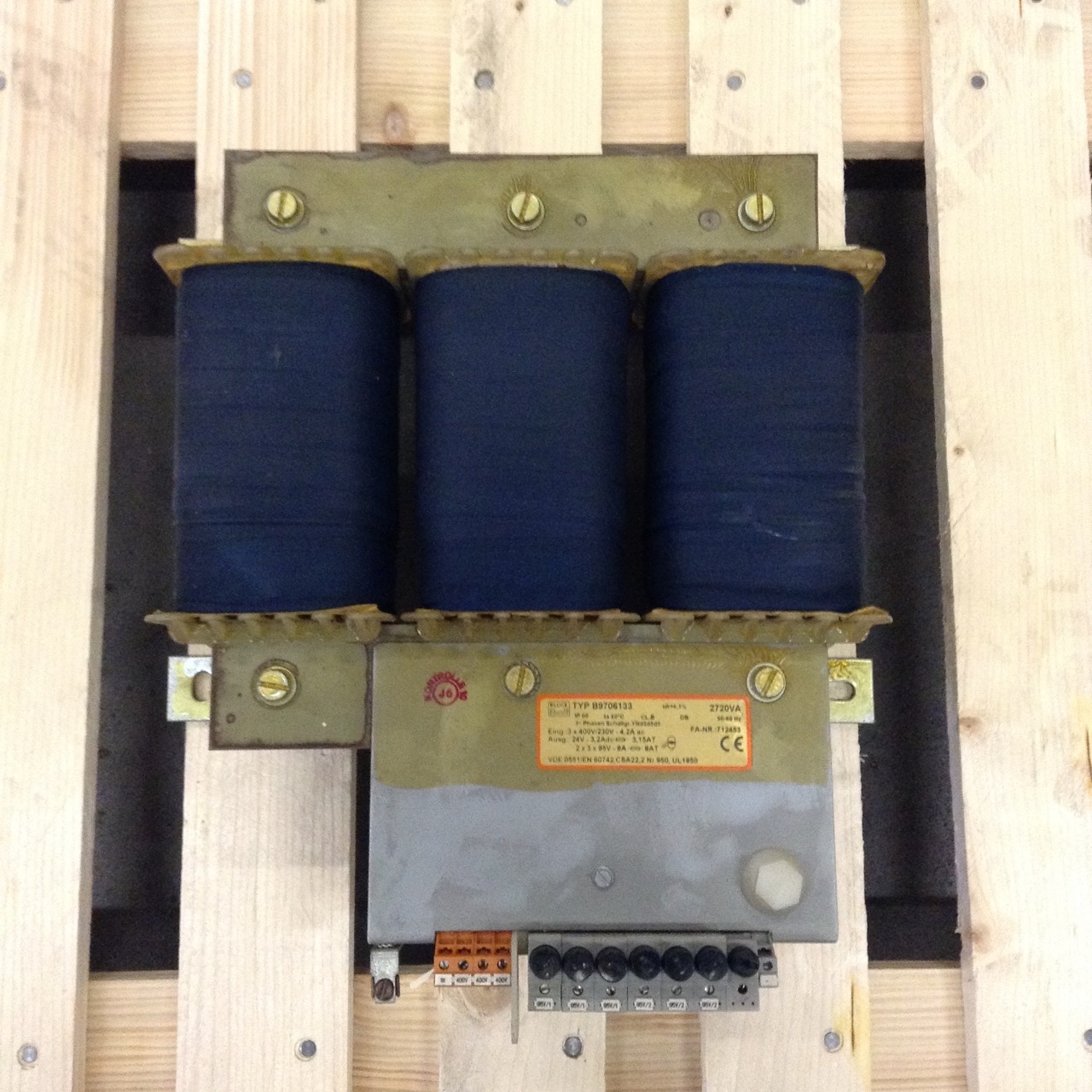 Block B9706133 Transformer Transformator 2720VA 50-60Hz New NMP