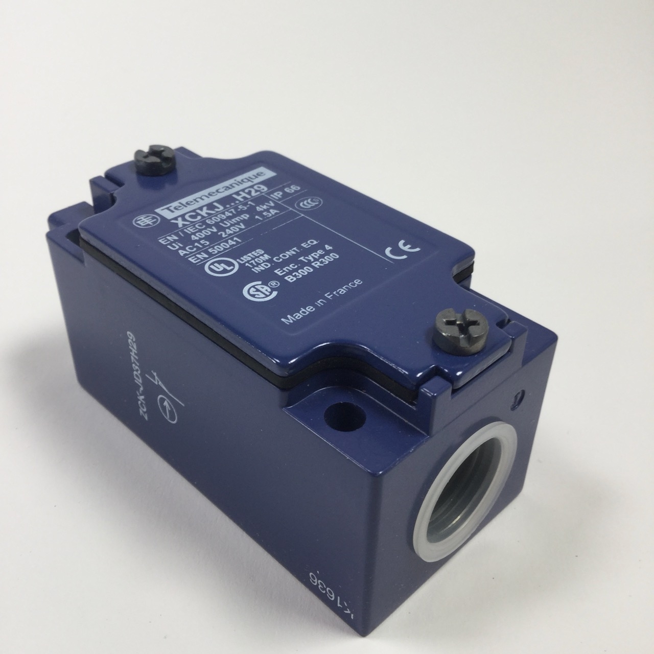 Telemecanique ZCKJD37H29 Limit switch bodyZCKJ OsiSense XC New NFP