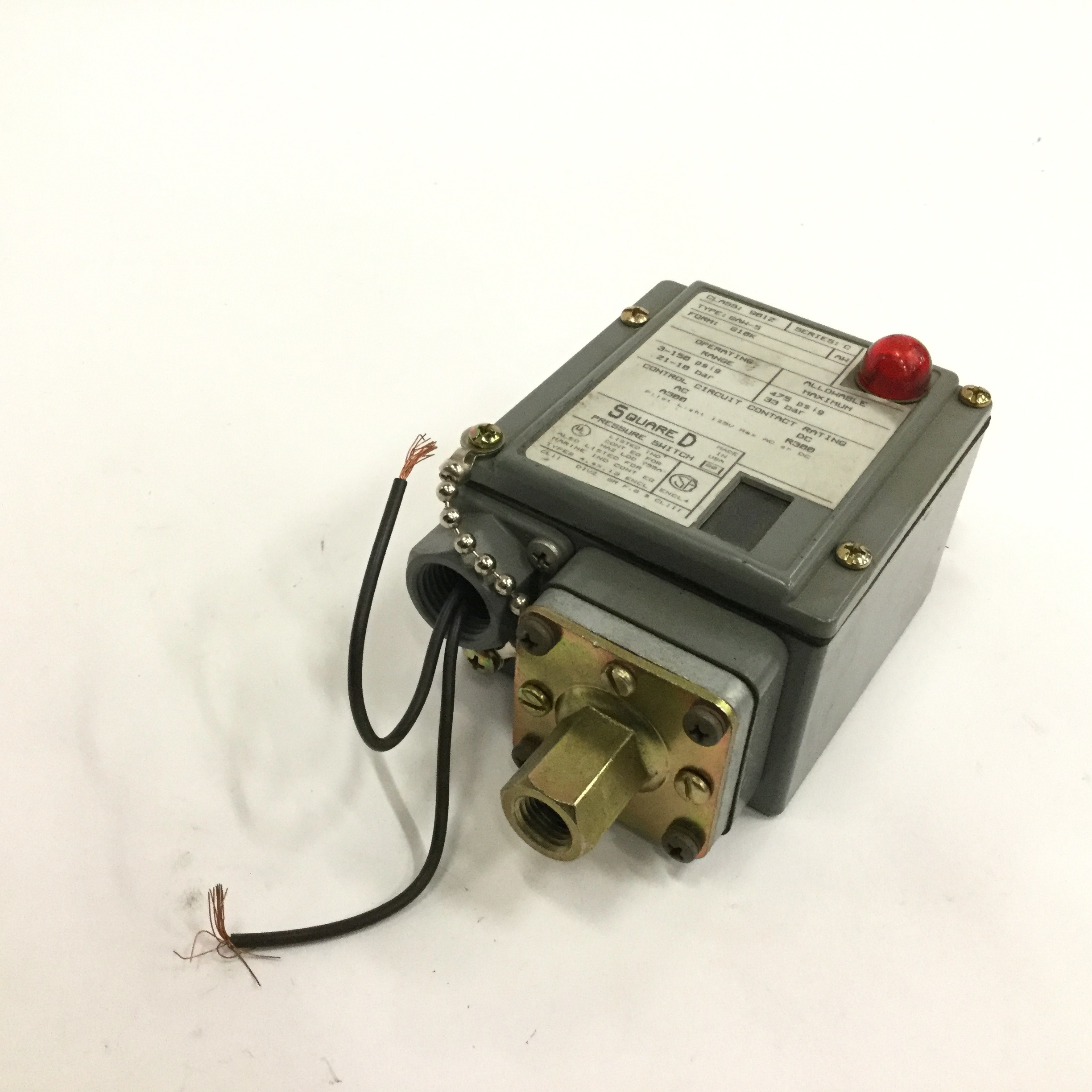 Square-D 9012GAW-5 Pressure Switch Interruptor Used UMP