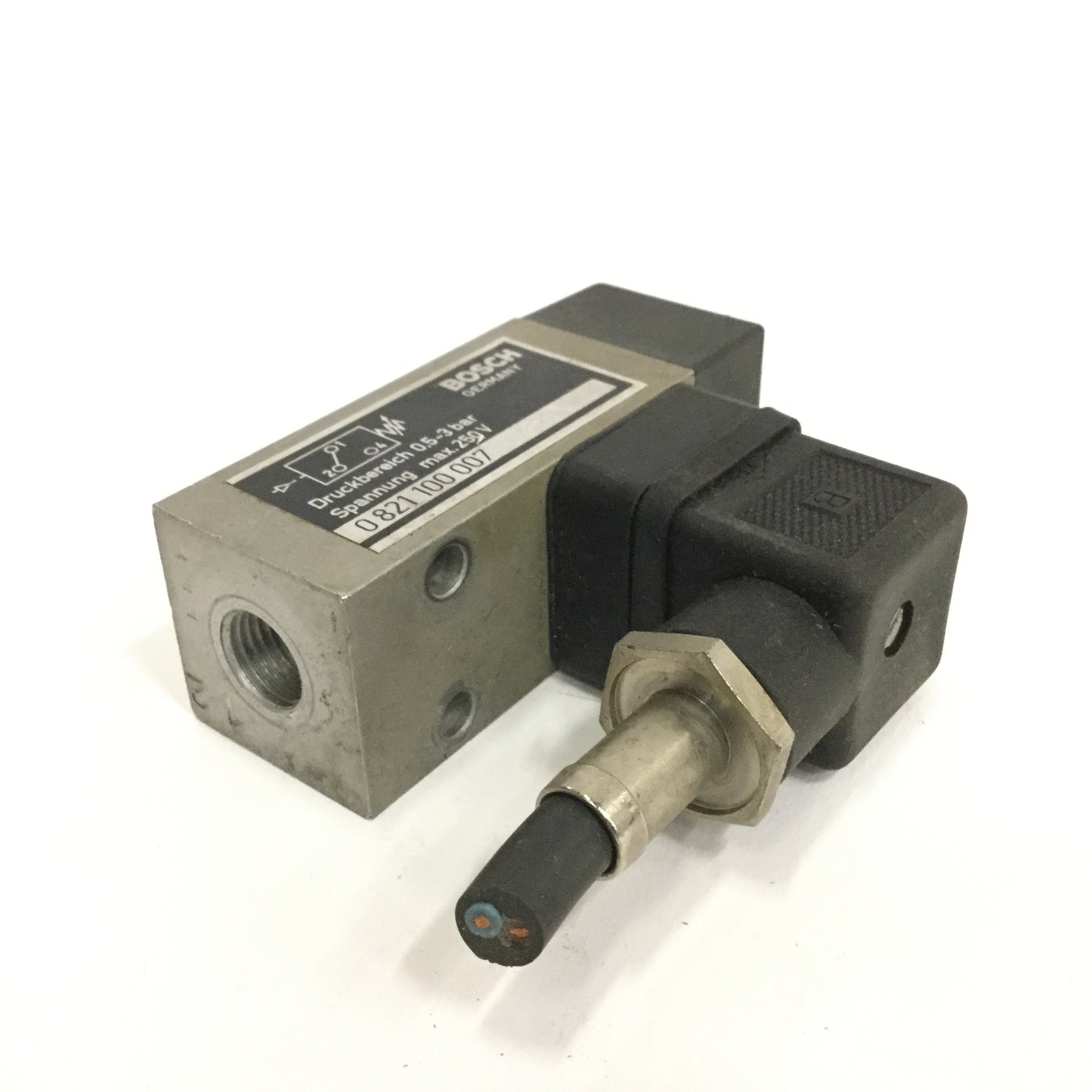 Bosch 0821100007 Solenoid Valve 0.5-3 Bar 250V Used UMP