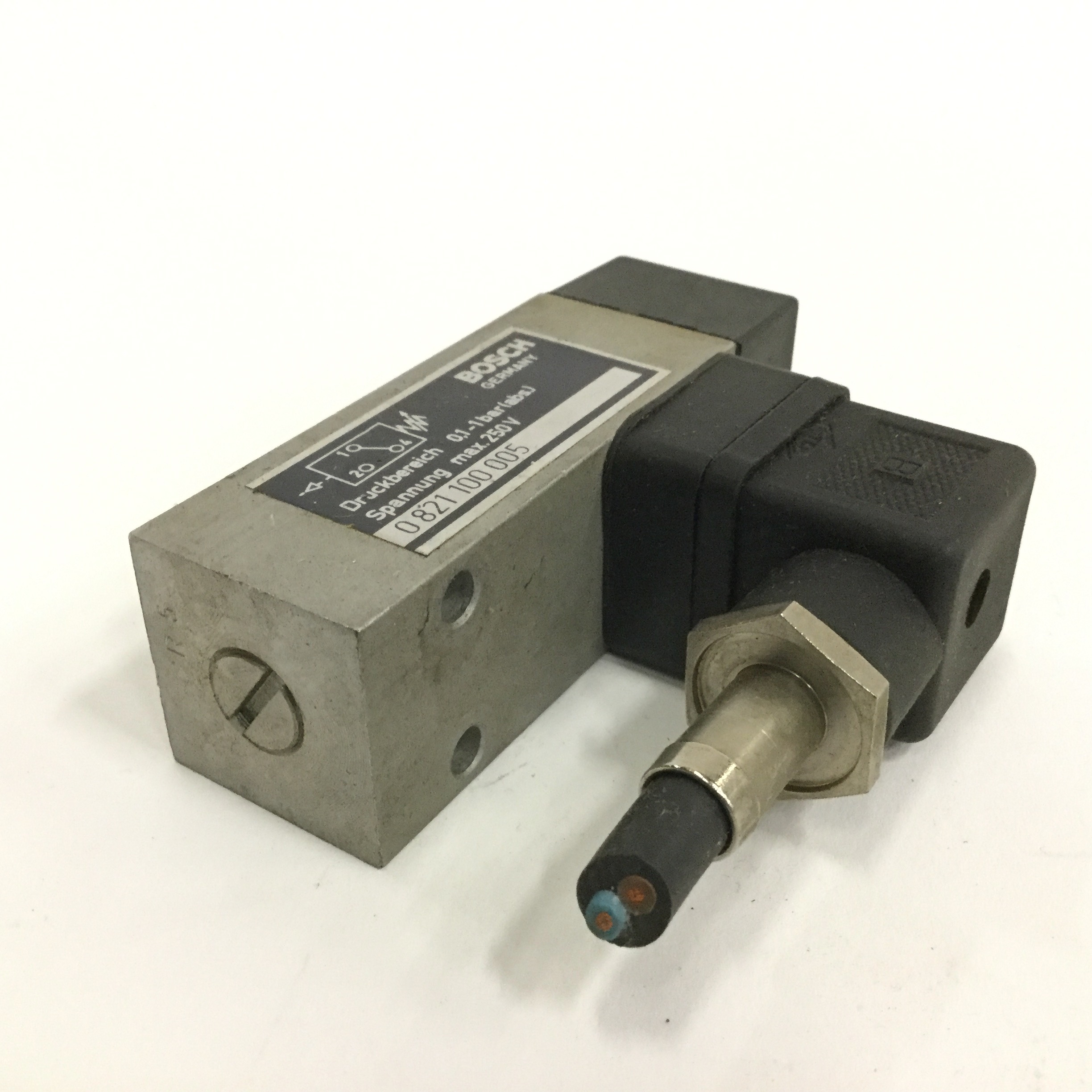 Bosch 0821100005 Solenoid Valve 0.1/-1 Bar 250V Used UMP