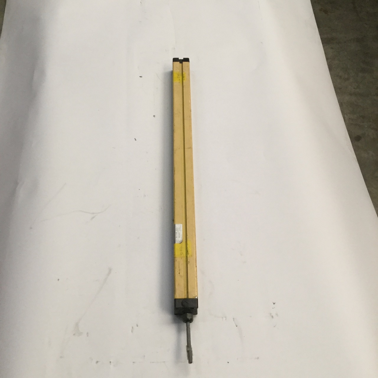 Sick FGSS337-2M03 lichtschranke safety light cutrain beam 1012810 Used UMP