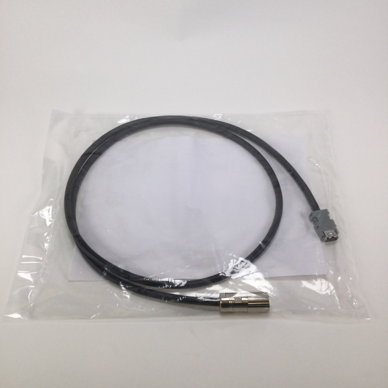 Omron JZSP-CHP800-01-5ME Signal Cable New NFP Sealed