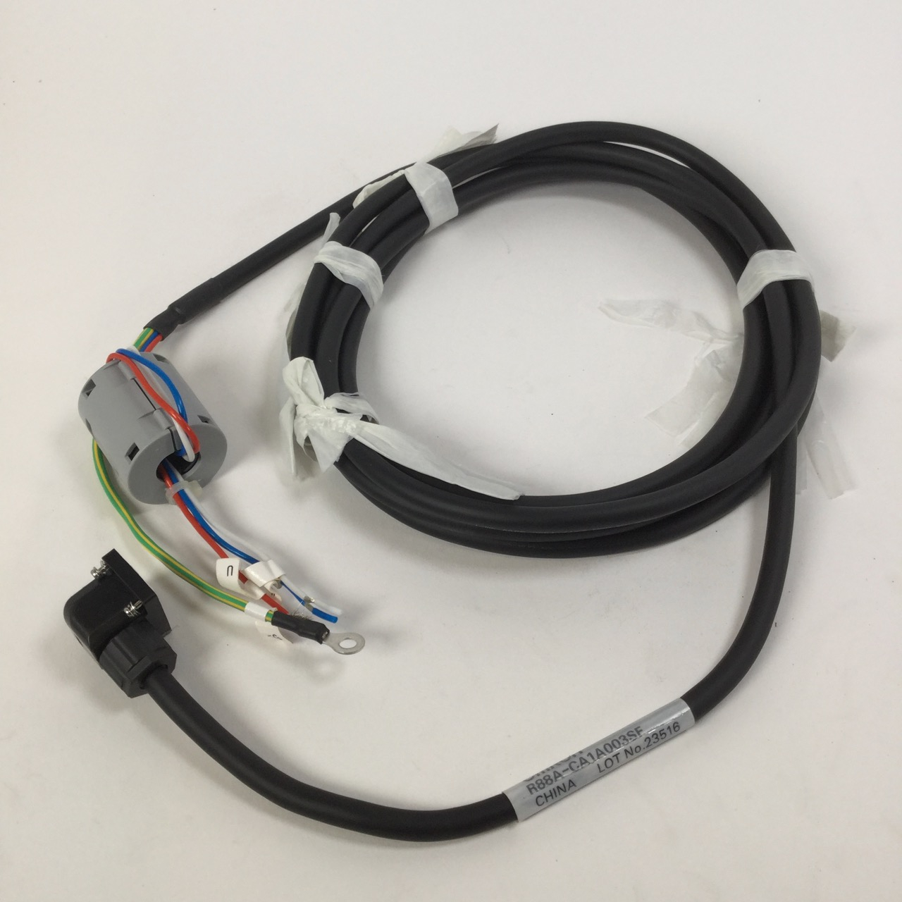 Omron R88A-CA1A003SF Power Cable New NFP