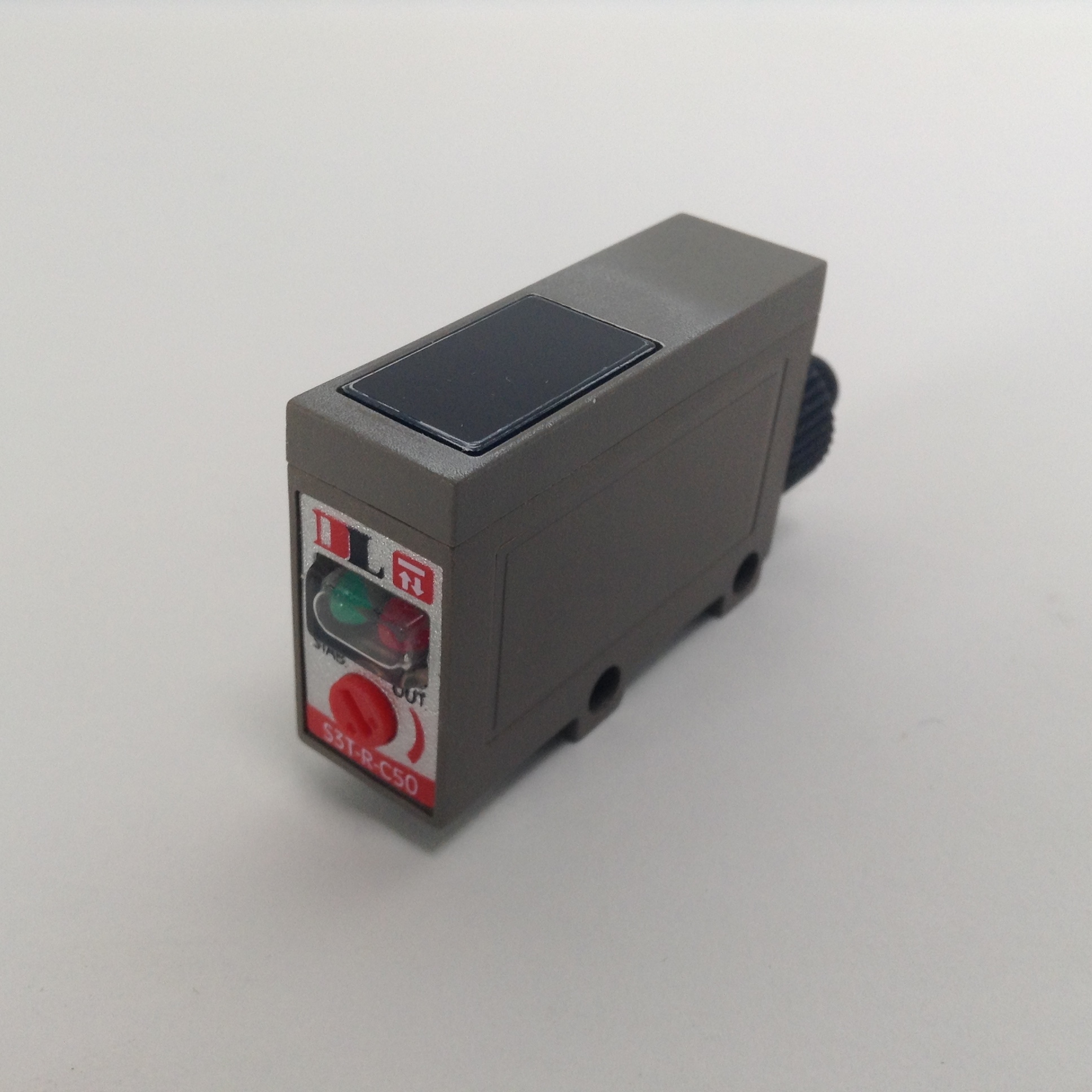 Datalogic S3T-R-C50 PNP S3 Series Miniature Sensor 10-30V DC NEW NFP