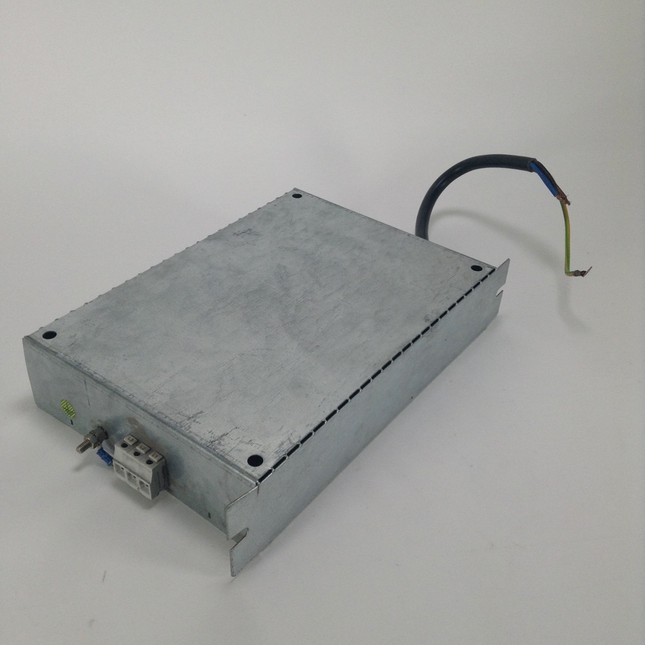 Hitachi FPF-SJ100H/3x16A Frequency Converter Frequenzumwandler Used UMP