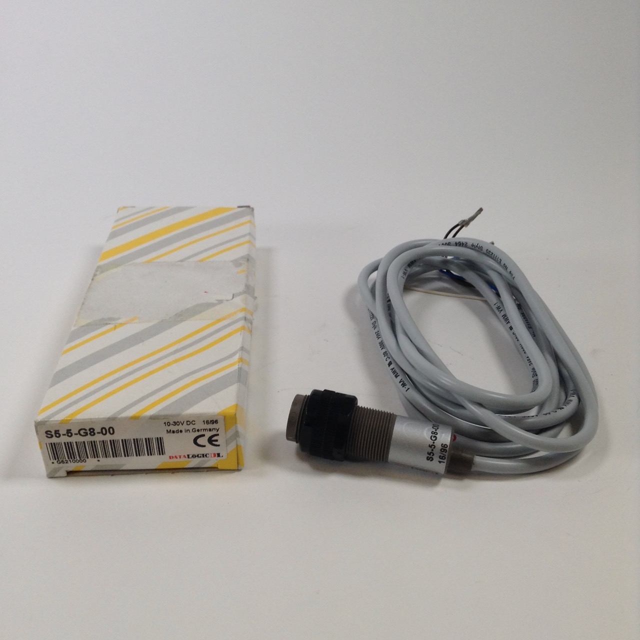 Datalogic S5-5-G8-00 Tubular Photoelectric Sensors 10-30VDC New NFP