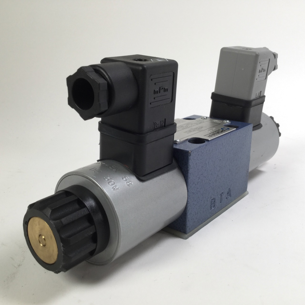 Ponar 4WE6-J-12/W110-RNZ4 Directional Control Valve Wegeventil New NMP