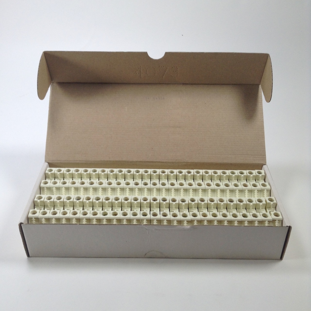 Telemecanique AB1 VVN1635U Screw clamp terminal block New NFP (50pieces)