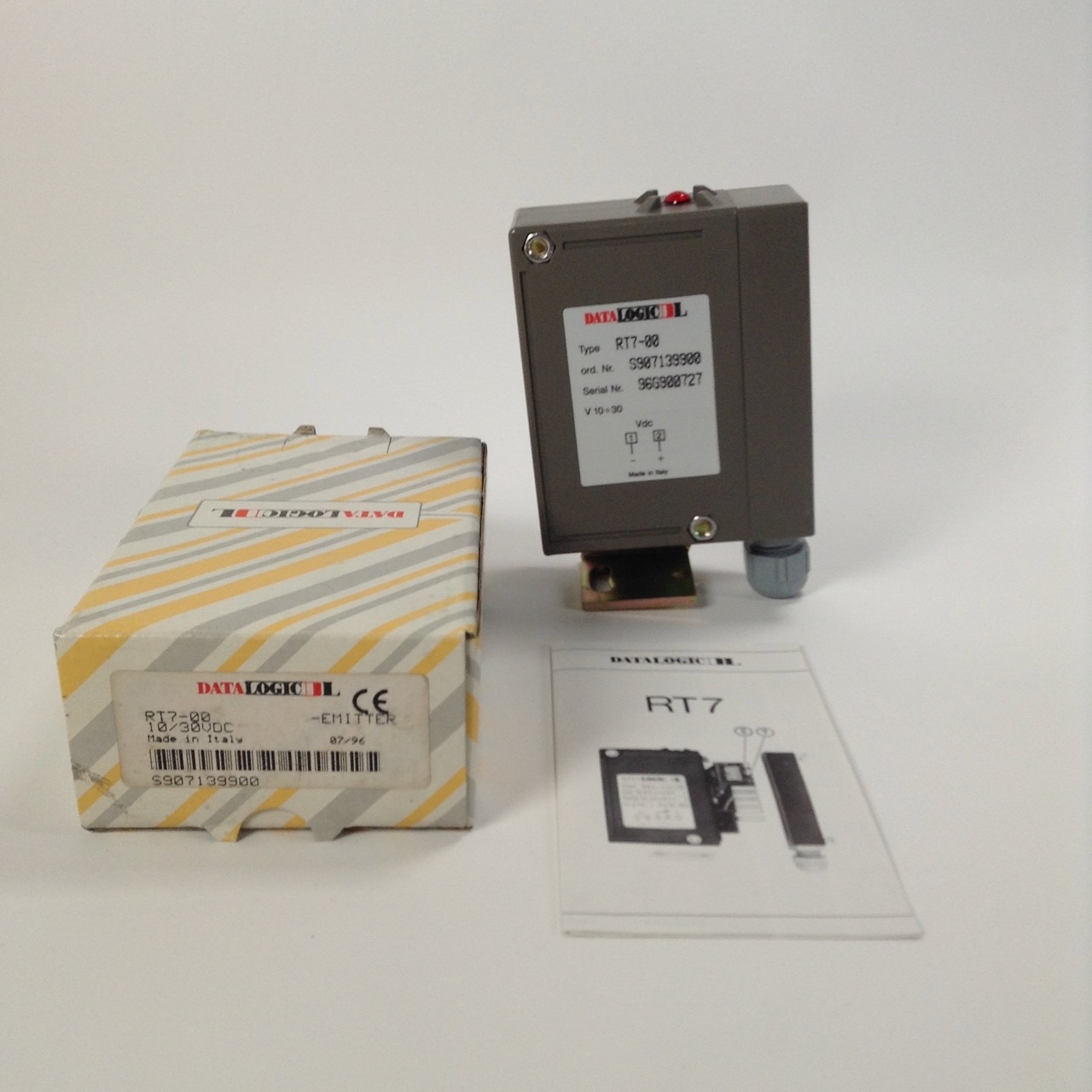 Data Logic RT7-00 Photoelectric emitter New NFP