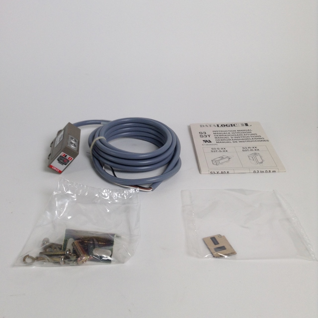 Data Logic S3-R-G5 Mini Square Photoelectric Sensor New NFP