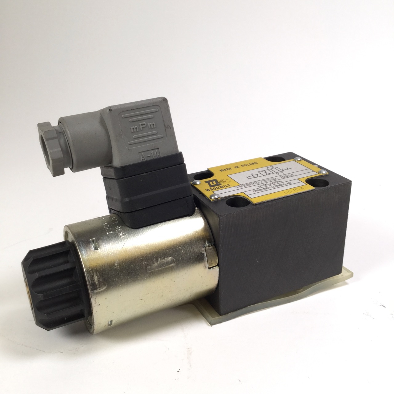 Wadowice 4WE6C60/W230-RNZ4 Hydraulic Valve Hydraulischer Ventil New NMP