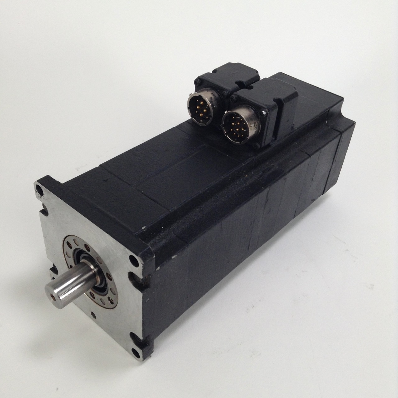 Baldor D121-213-02 Servo Motor W106/1046-24562E 200V 6000 RPM D12121302 New NMP