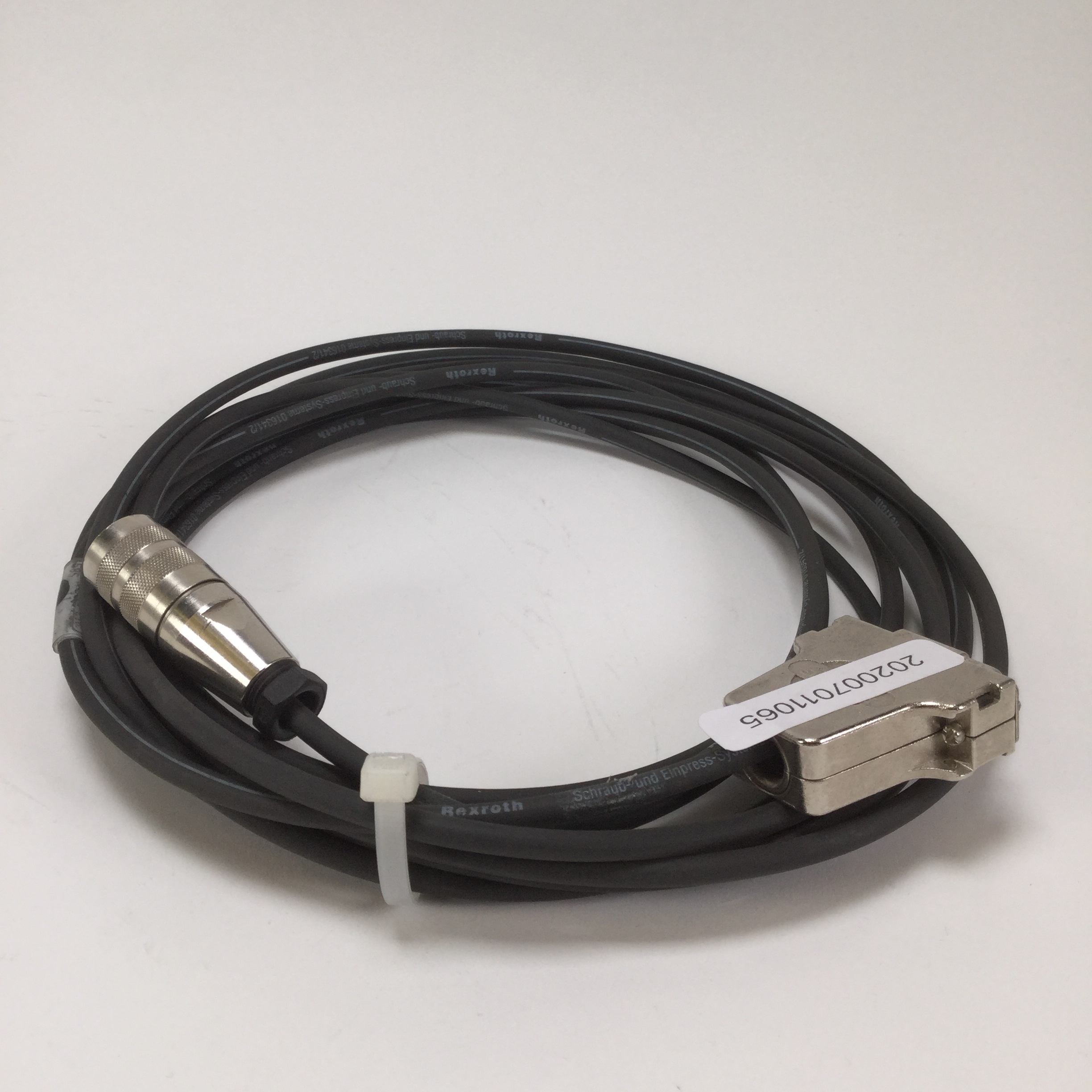 Bosch 0608830218 Cable assembly New NMP