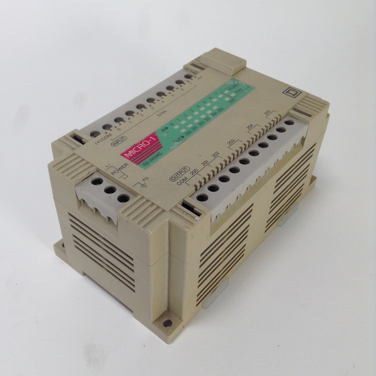 Square D Company CP32 Micro-1 Controller 100-240Vac 50/60Hz Used UMP