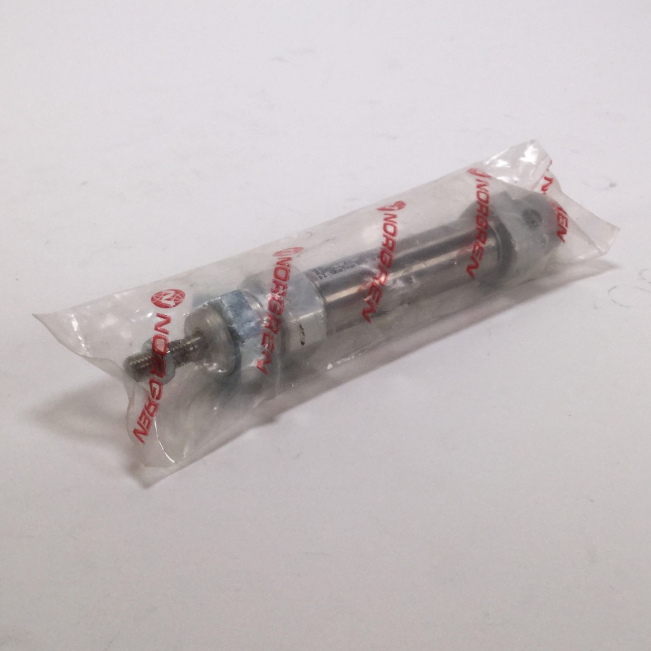 Norgren RM/28020/M/40 Cylinder Zylinder ø20 Stroke40 10Bar New NFP Sealed