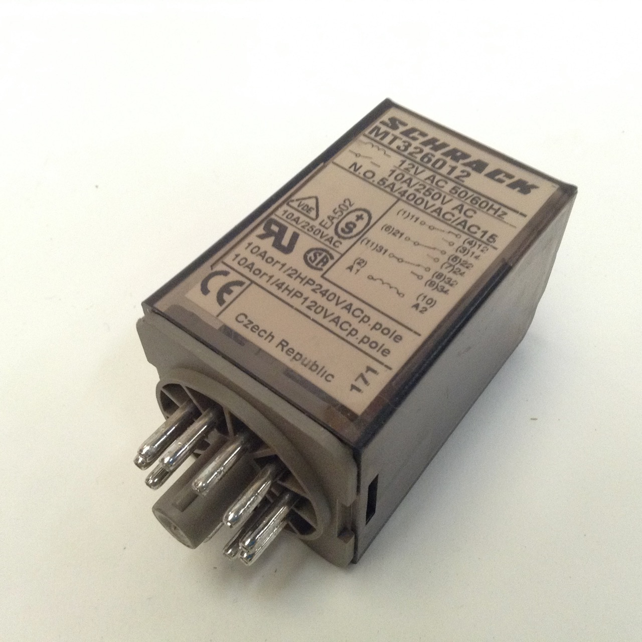 Schrack MT326012 Plug-in Relay relais New NMP (10pieces)