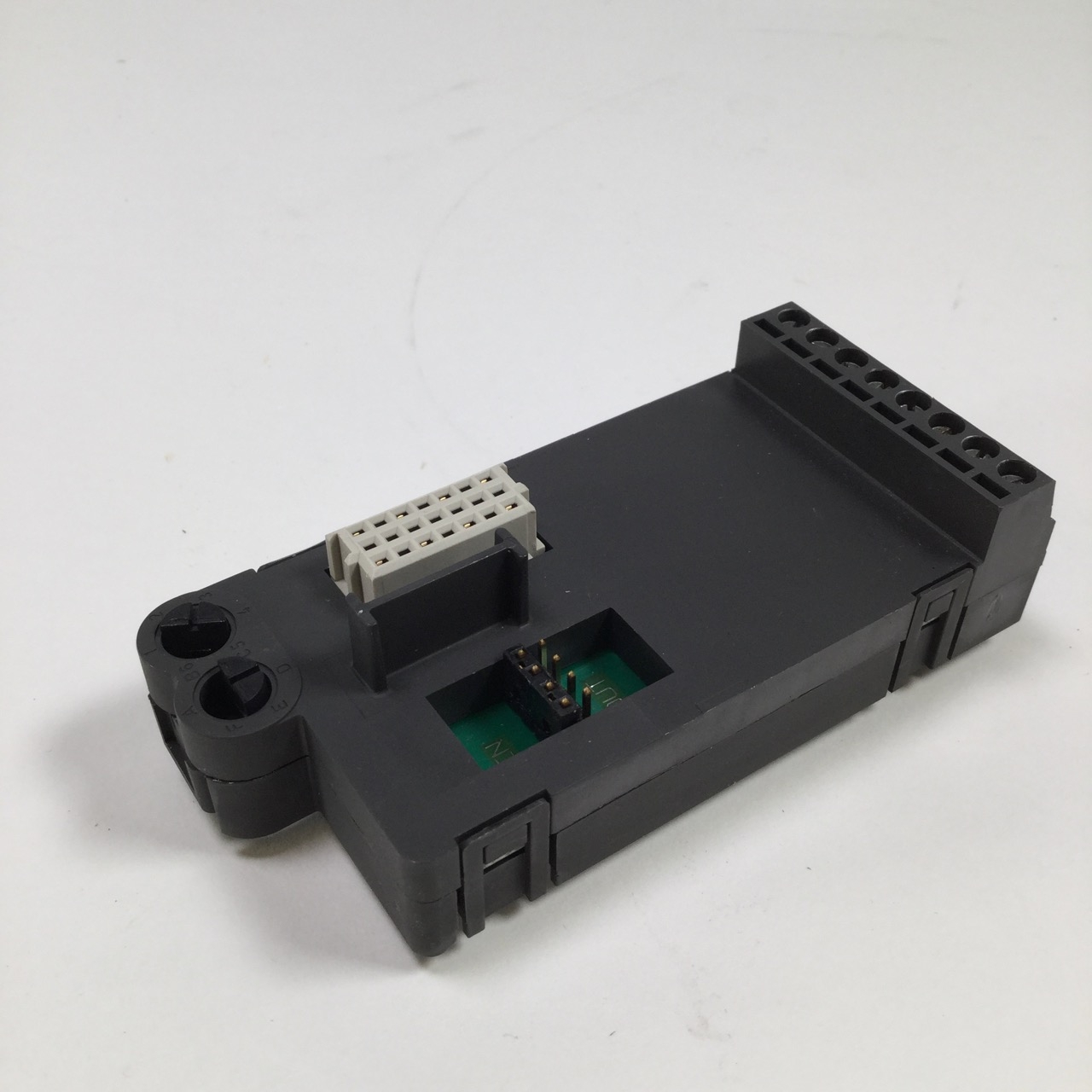 Fisher-Rosemount Emerson 12P2413X032 Profibus Term. block KJ3007X1-EA1 Used UMP