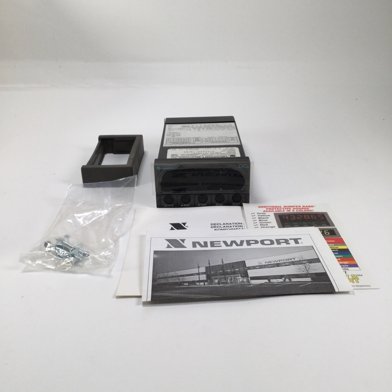Newport Electronics INFCP-510A/E 9.5-32V Process Panel Meter Controller New NFP