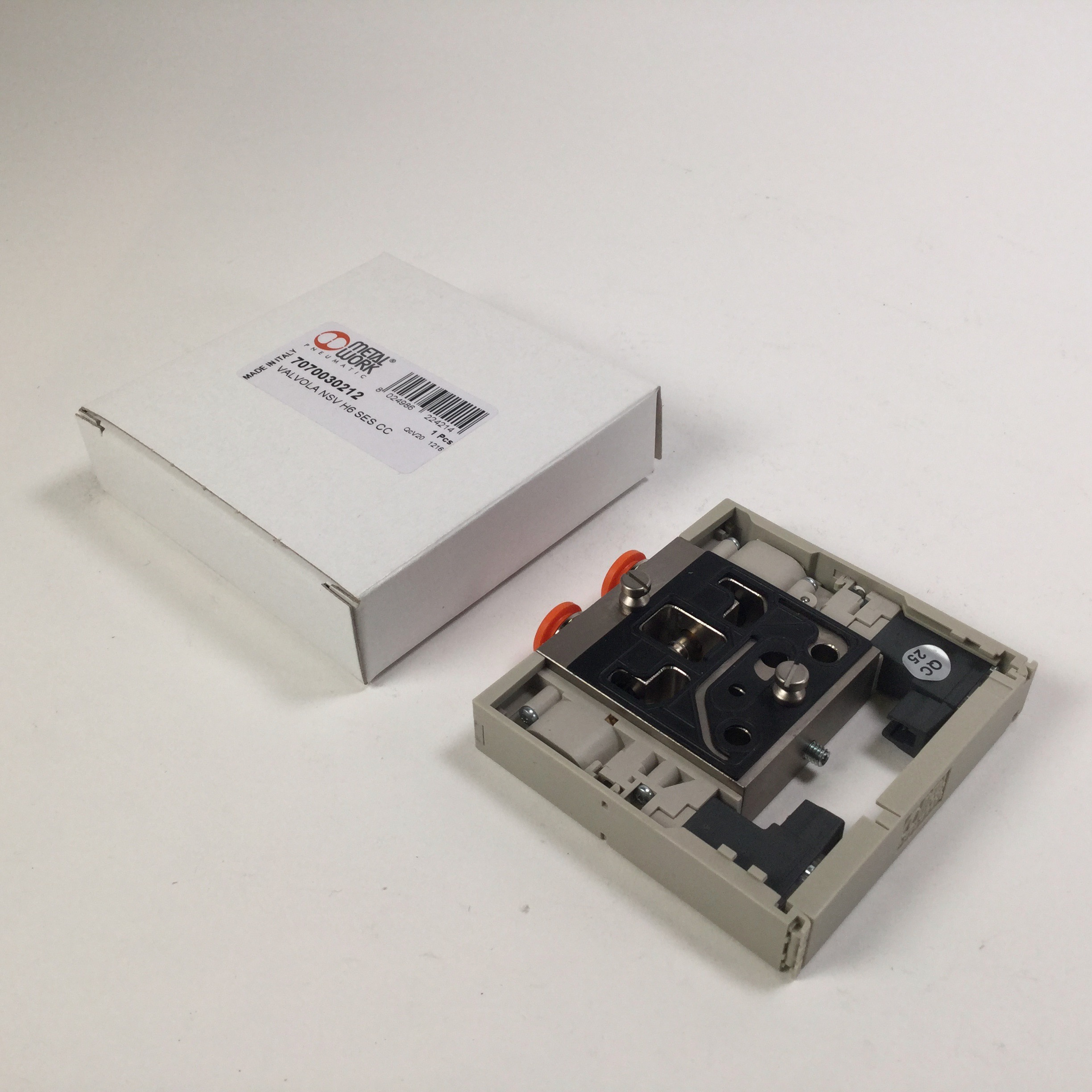 Metal Work 7070030212 Pneumatic Valve Ventil New NFP