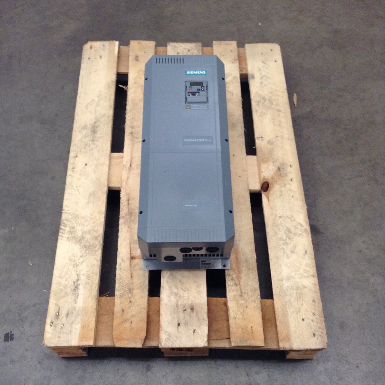 Siemens 6SE9523-0DG50 Midimaster ECO MDV-1500/3 +RFI Filter NEW NMP