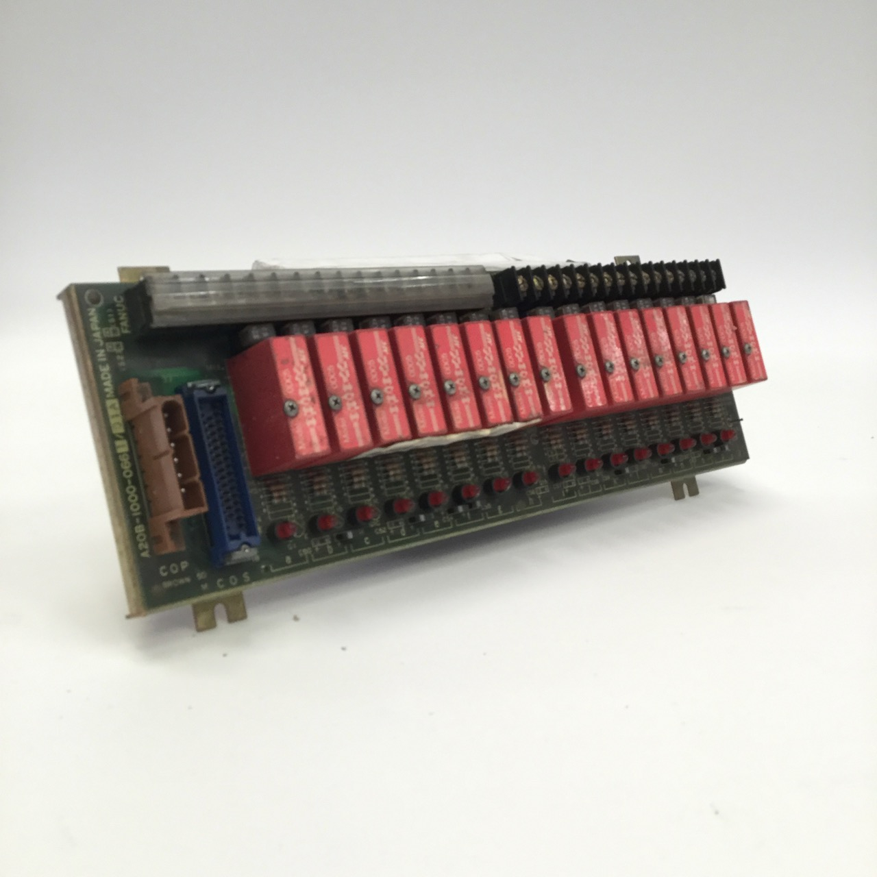 Fanuc A20B-1000-0661/01A relay board card unit module Used UMP