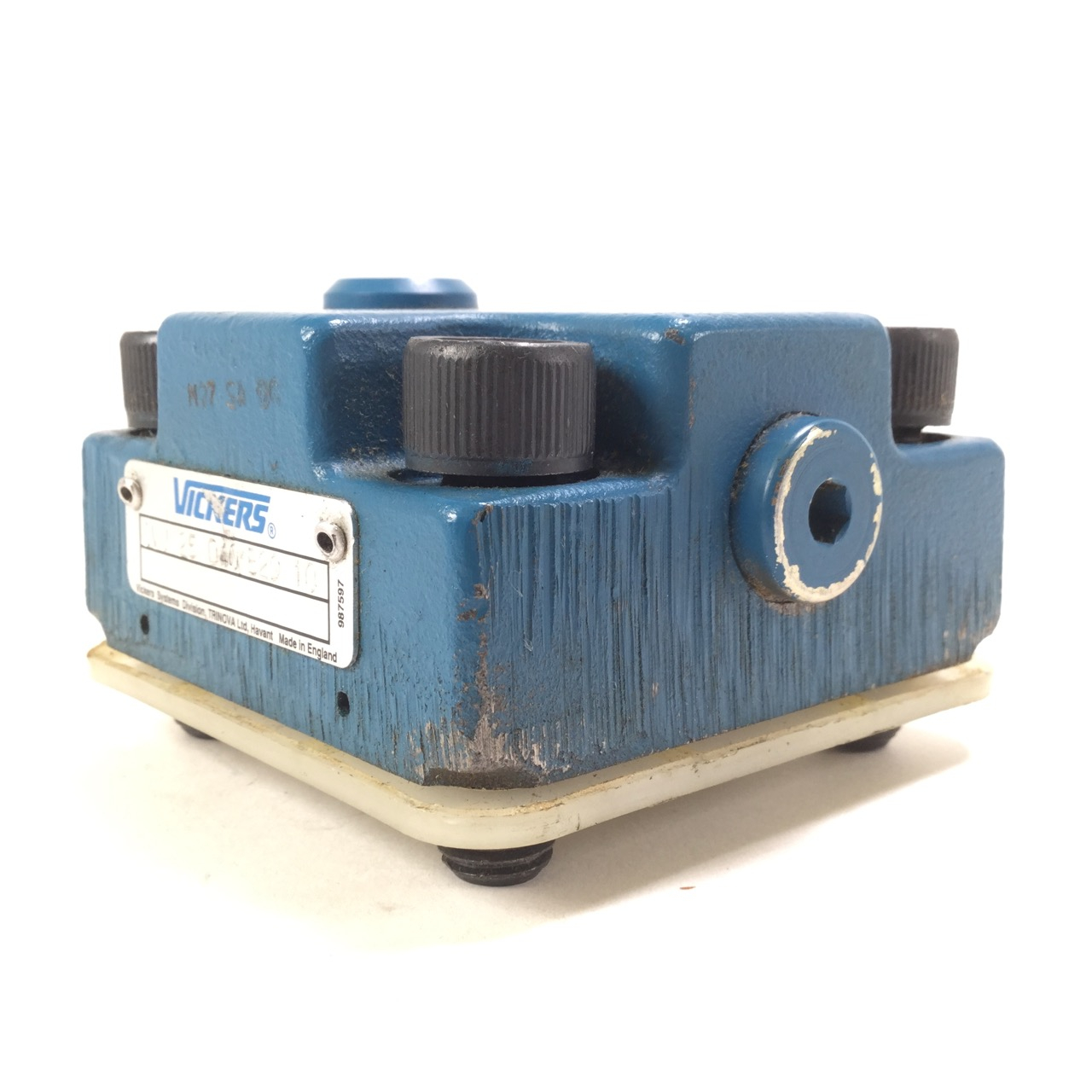 Vickers CVU25D40B2910 Hydraulic Valve Hydraulischer Ventil New NMP