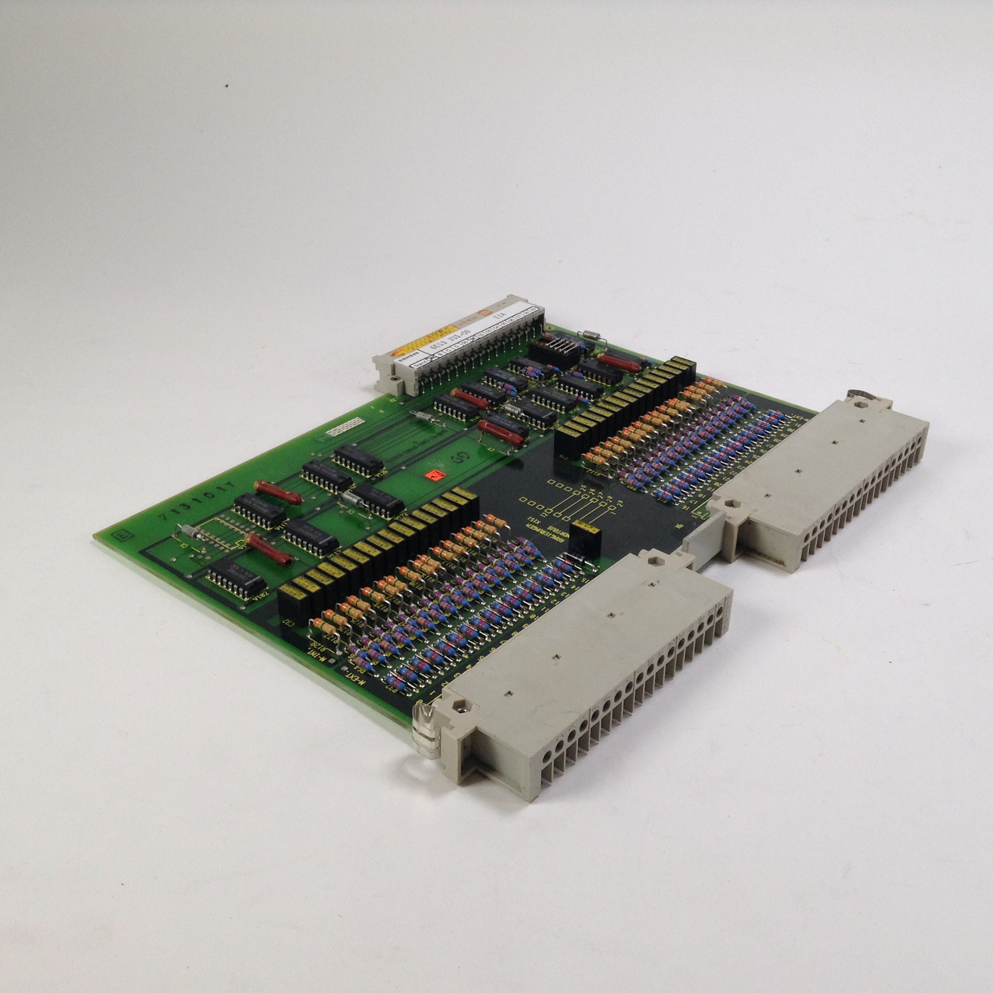 Siemens 6ES3331-0B Input Module Simatic Used UMP